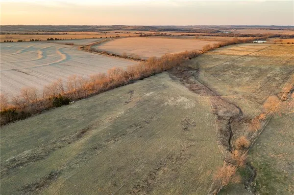 $199,785 | 30432 1150 Road, Kincaid, KS 66039