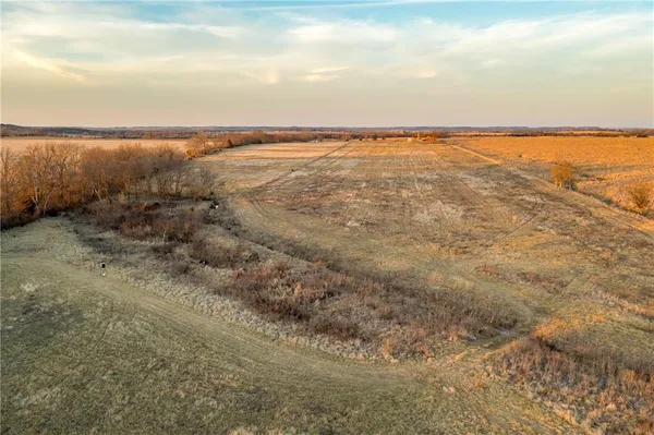 $199,785 | 30432 1150 Road, Kincaid, KS 66039