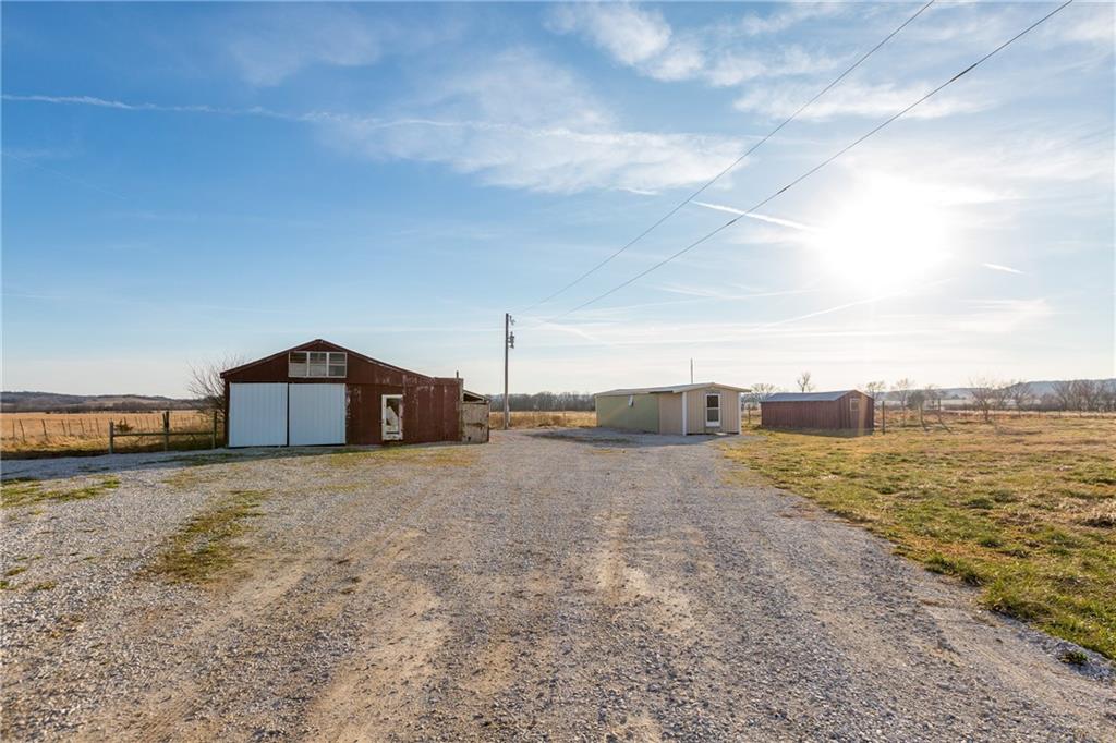 30432 1150 Road Kincaid, KS 66039 - Photo 33 of 92
