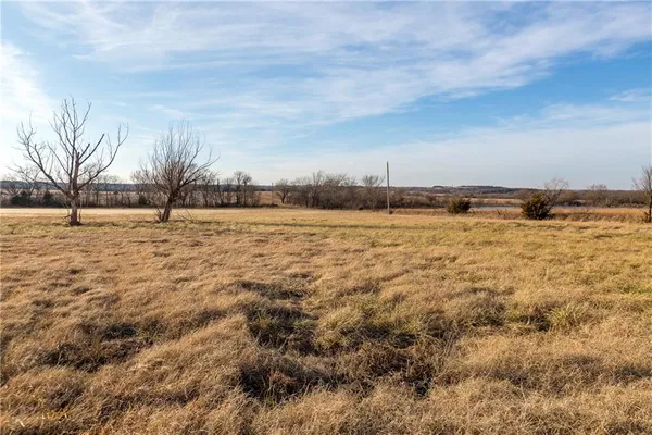 $199,785 | 30432 1150 Road, Kincaid, KS 66039