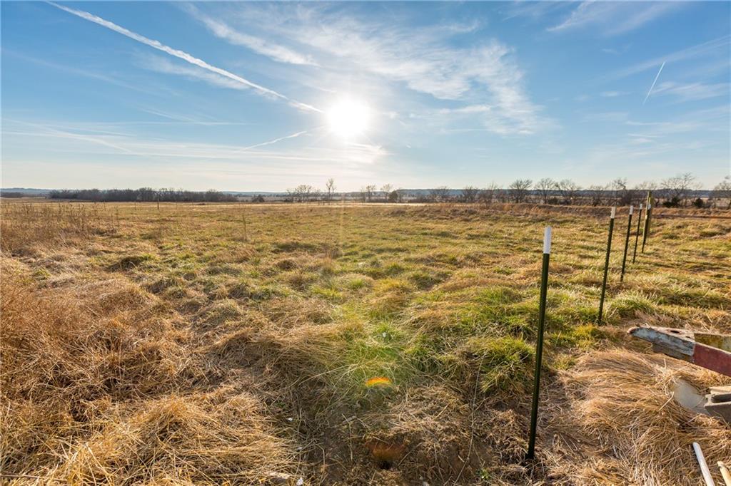 30432 1150 Road Kincaid, KS 66039 - Photo 37 of 92