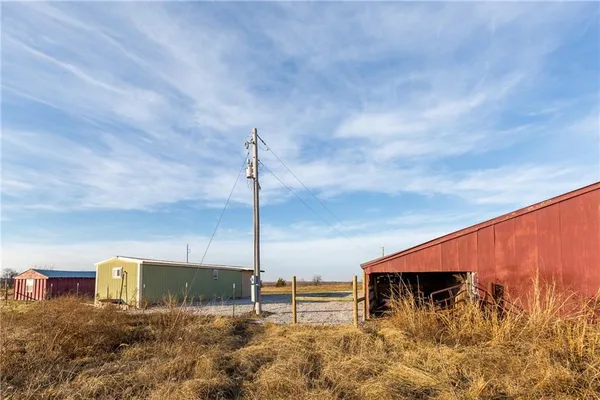 $199,785 | 30432 1150 Road, Kincaid, KS 66039