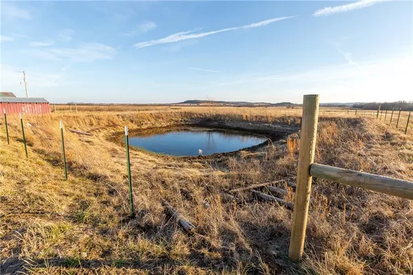 $199,785 | 30432 1150 Road, Kincaid, KS 66039