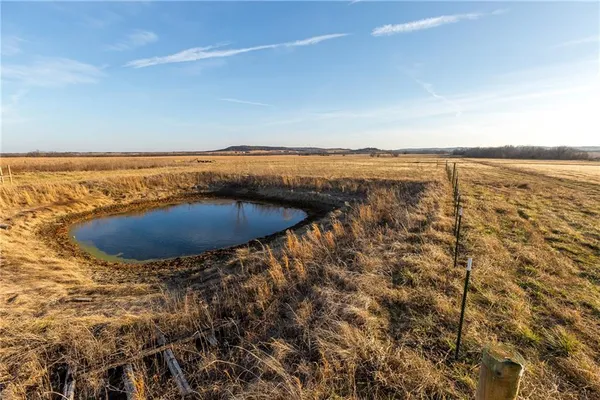 $199,785 | 30432 1150 Road, Kincaid, KS 66039