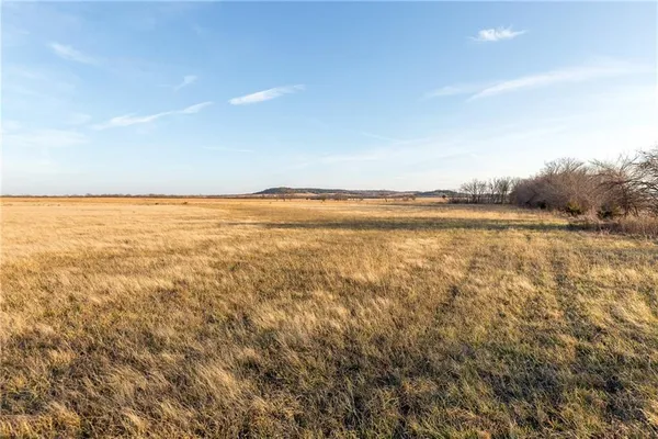 $199,785 | 30432 1150 Road, Kincaid, KS 66039