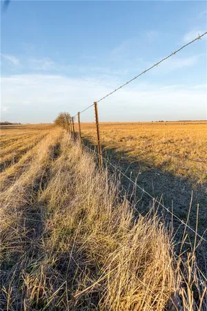 $199,785 | 30432 1150 Road, Kincaid, KS 66039