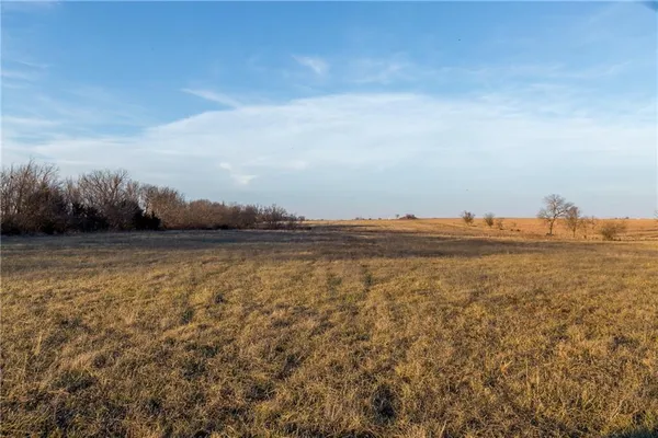 $199,785 | 30432 1150 Road, Kincaid, KS 66039