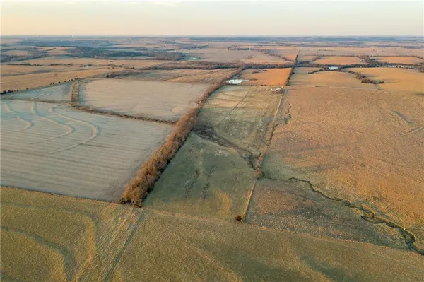 $199,785 | 30432 1150 Road, Kincaid, KS 66039