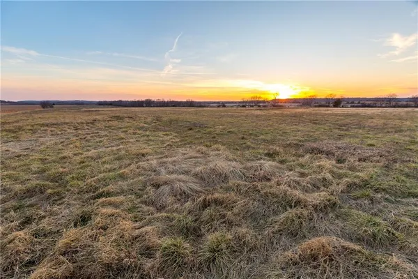 $199,785 | 30432 1150 Road, Kincaid, KS 66039