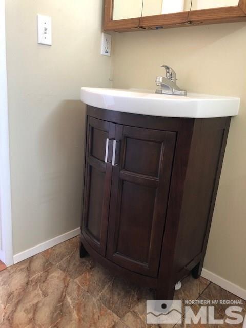 166 Classic Way Fallon, NV 89406 - Photo 11 of 12 Photo 11