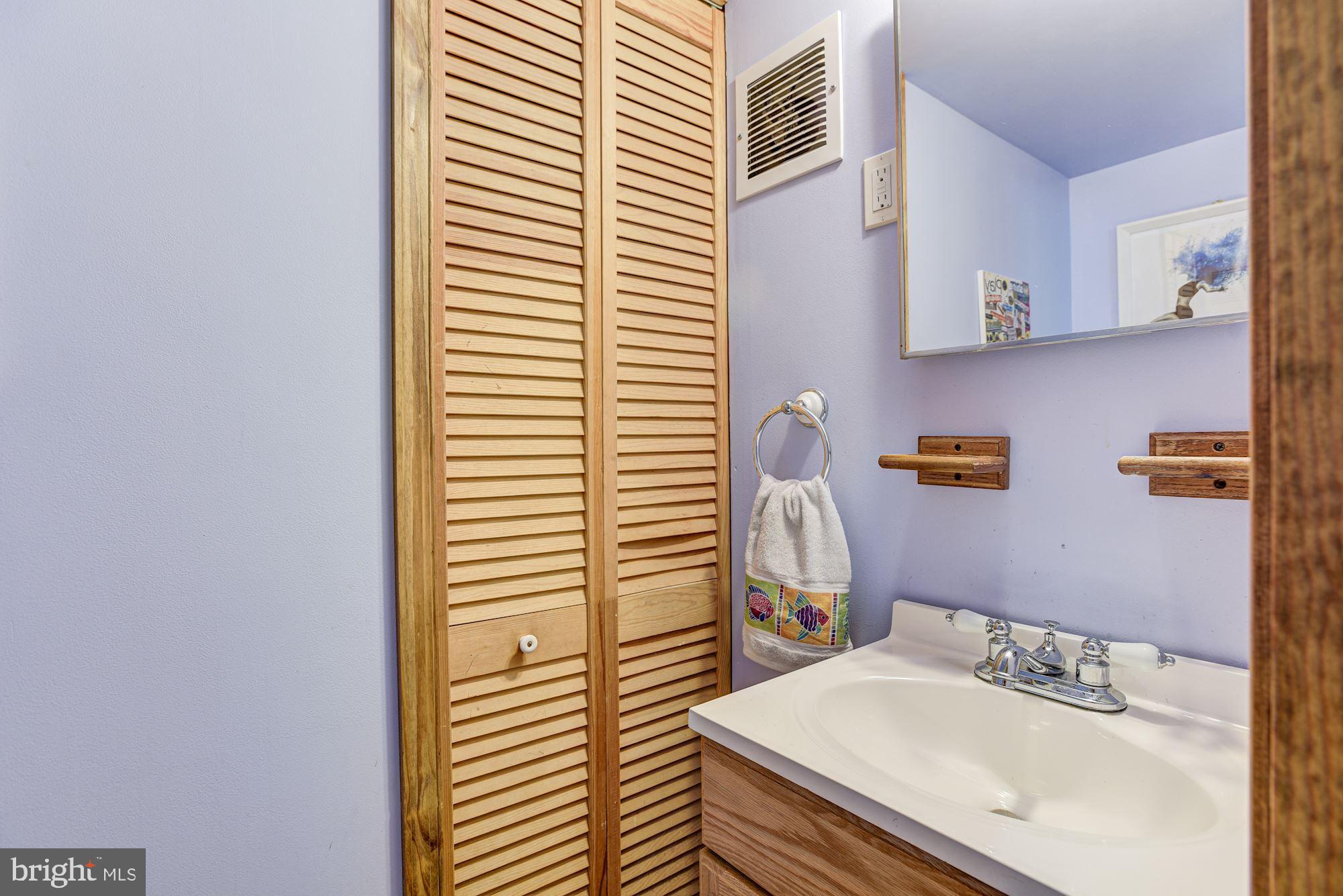 37 Colleton Court Baltimore, MD 21236 - Photo 19 of 27 Full Bath