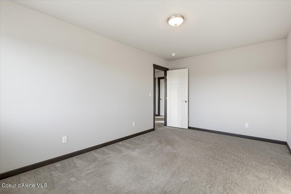 13892 North Pristine Circle Rathdrum, ID 83858 - Photo 26 of 39 Guest bed 2 (2)