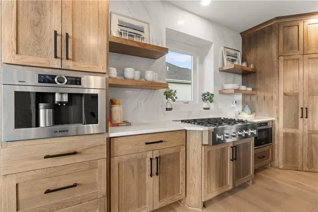 $749,000 | 8904 North Clarion Avenue, Kansas City, MO 64153