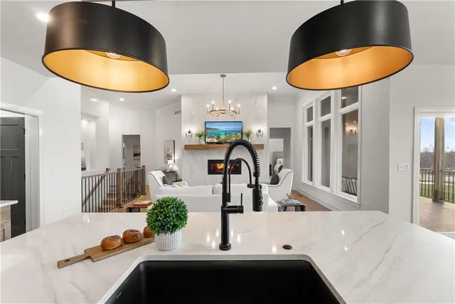 $749,000 | 8904 North Clarion Avenue, Kansas City, MO 64153