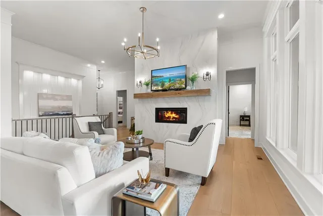 $749,000 | 8904 North Clarion Avenue, Kansas City, MO 64153