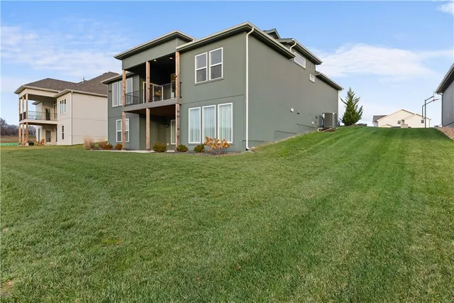 $749,000 | 8904 North Clarion Avenue, Kansas City, MO 64153