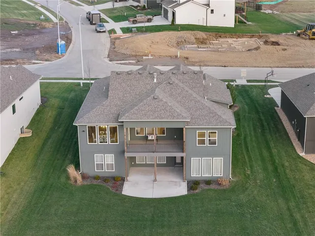 $749,000 | 8904 North Clarion Avenue, Kansas City, MO 64153