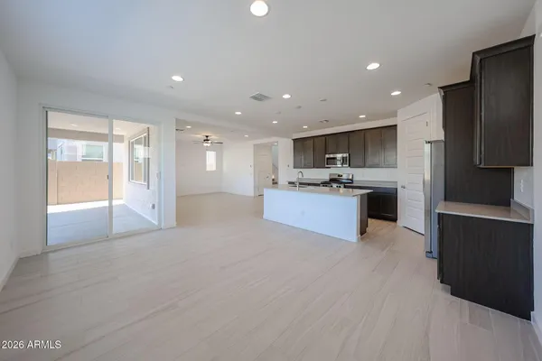 $2,500 | 12034 Calle De Pompas West, Peoria, AZ 85383