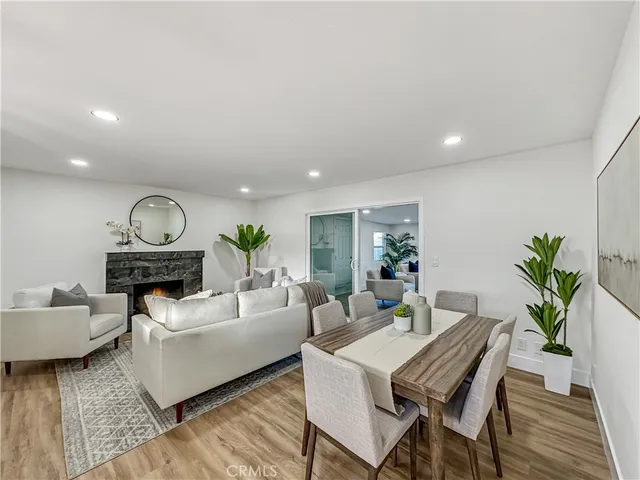 $1,349,900 | 17452 Jefferson Lane, Huntington Beach, CA 92647