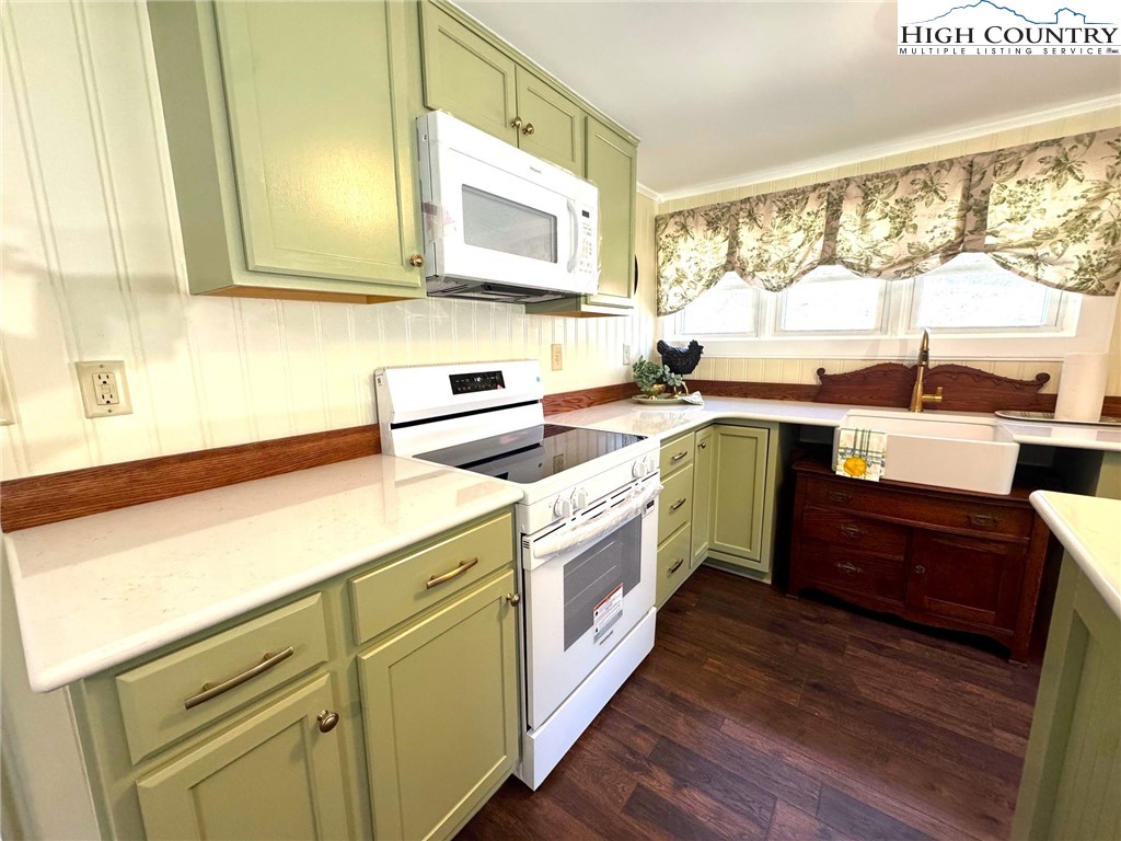 303 Sugar Tree Road Warrensville, NC 28693 - Photo 21 of 37