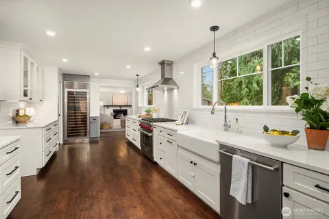 $1,768,000 | 1829 244th Avenue Southeast, Sammamish, WA 98075