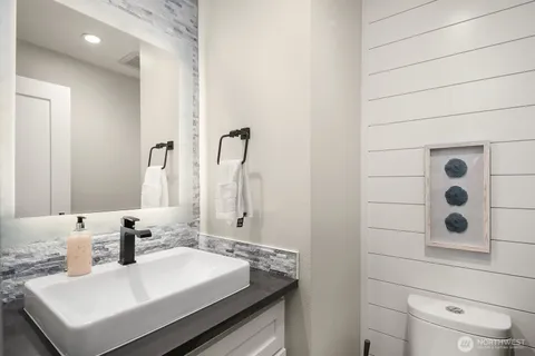 $1,768,000 | 1829 244th Avenue Southeast, Sammamish, WA 98075