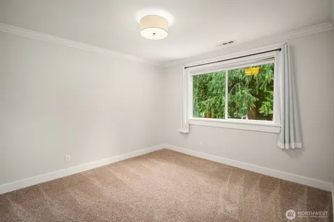 $1,768,000 | 1829 244th Avenue Southeast, Sammamish, WA 98075