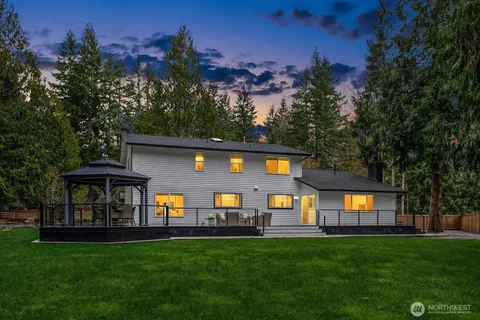 $1,768,000 | 1829 244th Avenue Southeast, Sammamish, WA 98075