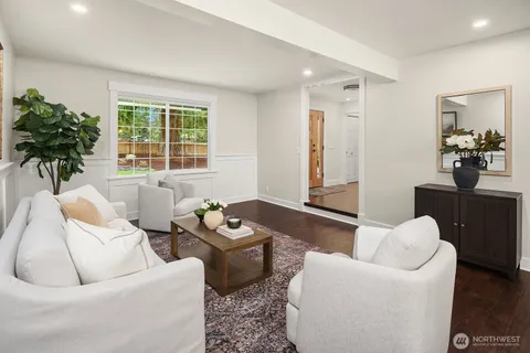 $1,768,000 | 1829 244th Avenue Southeast, Sammamish, WA 98075