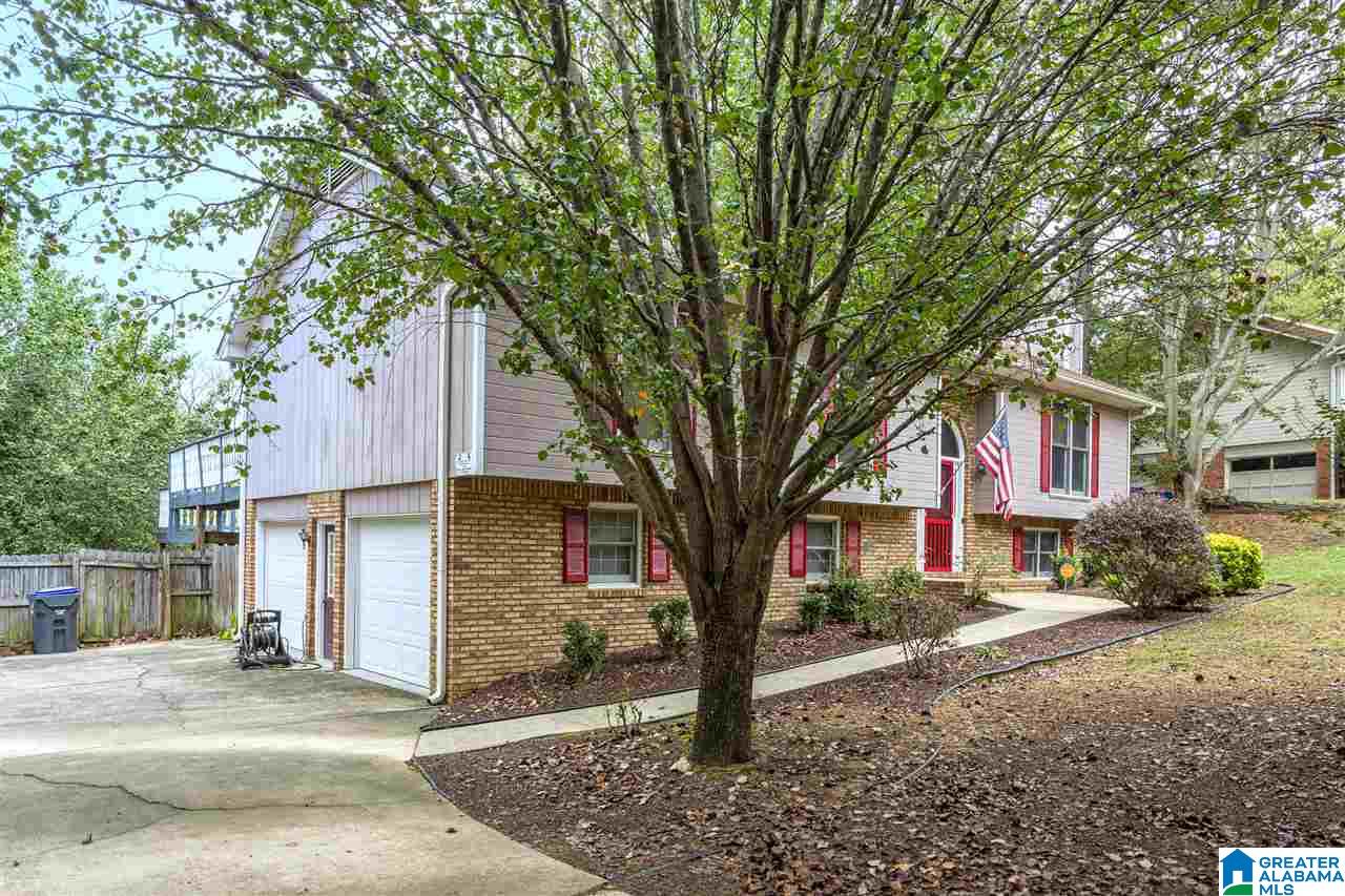 1206 Ash Cove Alabaster, AL 35007 - Photo 2 of 23