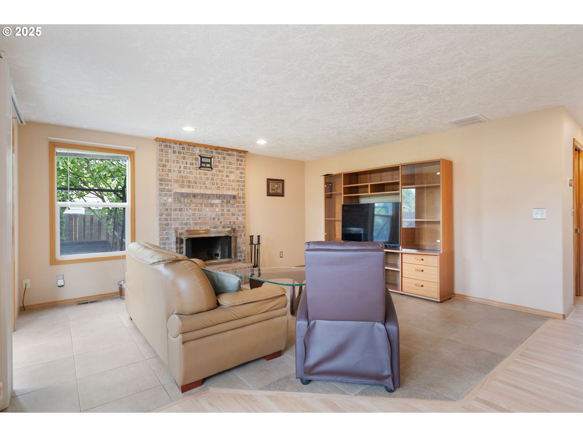 9358 Southwest Claridge Drive Portland, OR 97223 - Photo 19 of 46