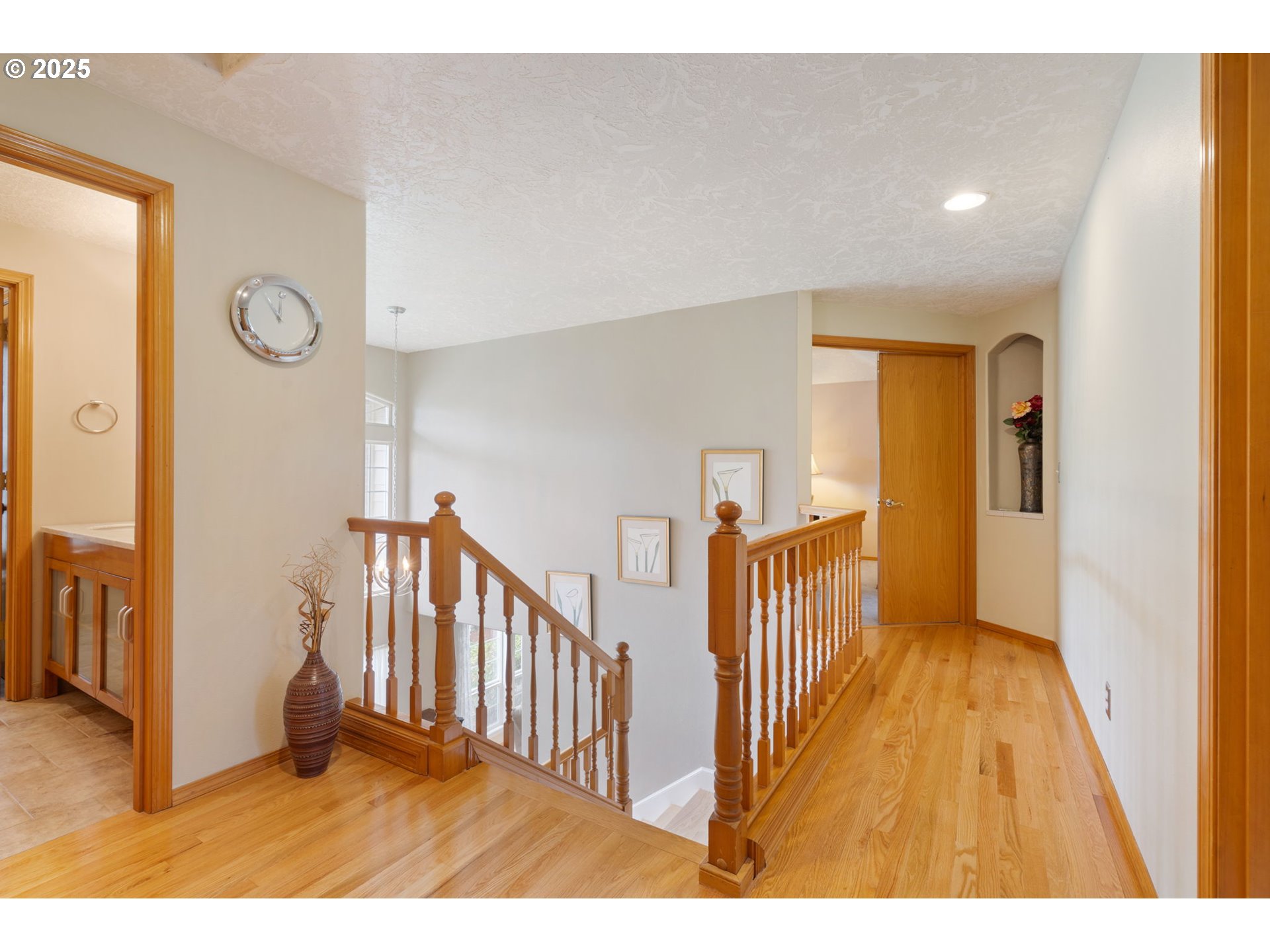 9358 Southwest Claridge Drive Portland, OR 97223 - Photo 26 of 46