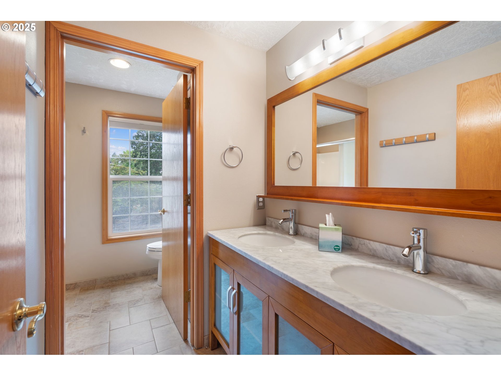9358 Southwest Claridge Drive Portland, OR 97223 - Photo 28 of 46
