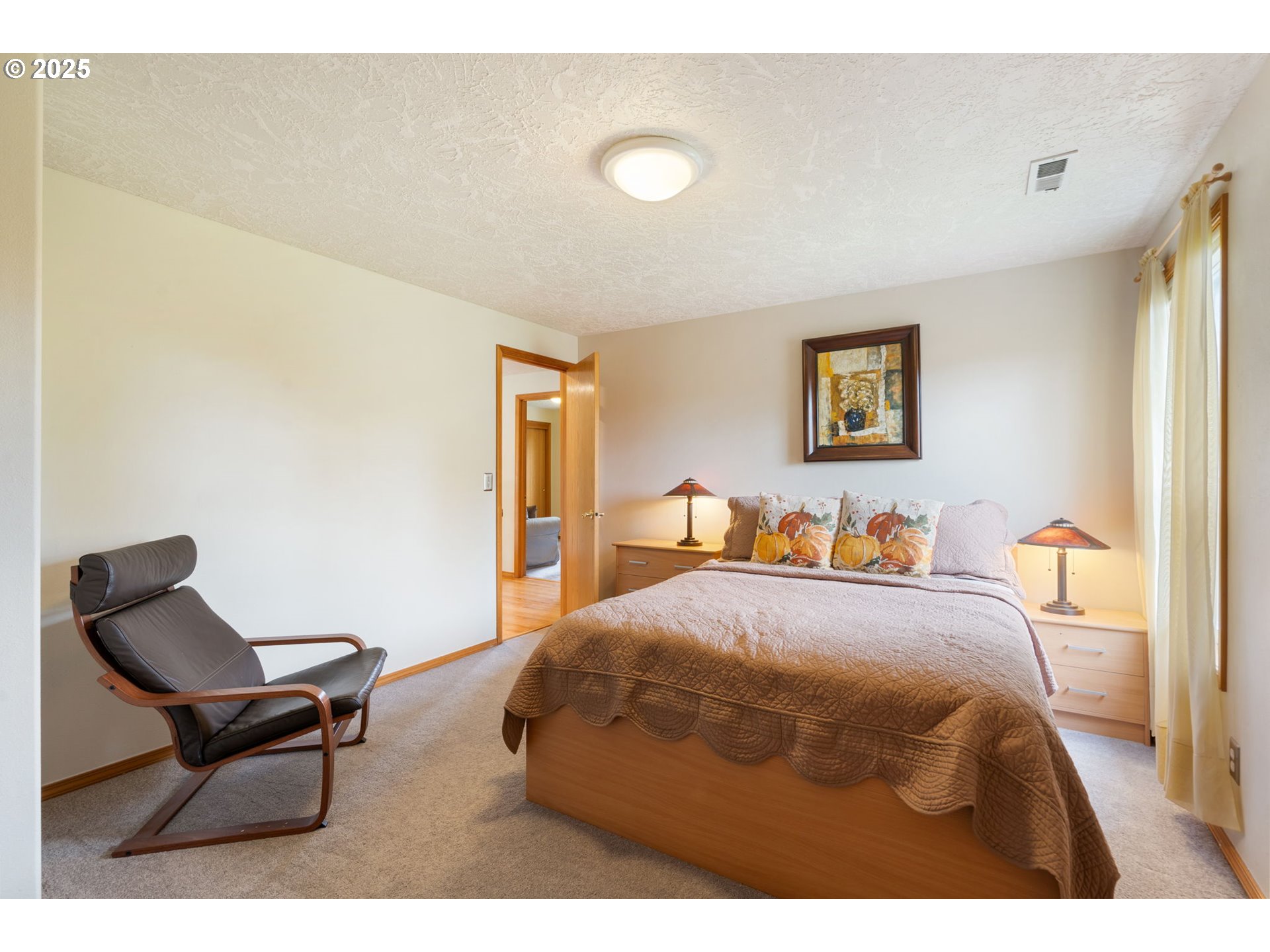 9358 Southwest Claridge Drive Portland, OR 97223 - Photo 30 of 46