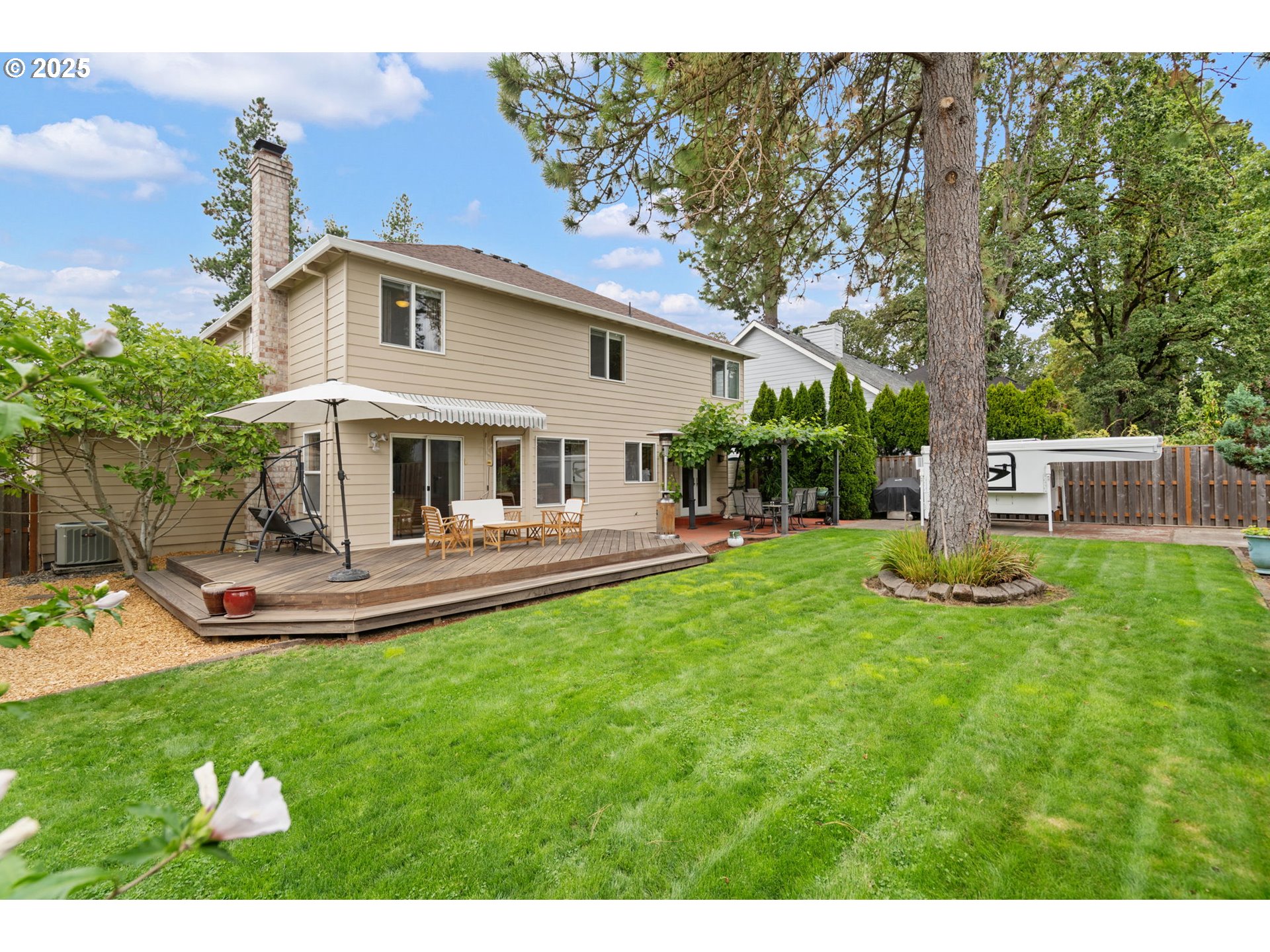 9358 Southwest Claridge Drive Portland, OR 97223 - Photo 41 of 46