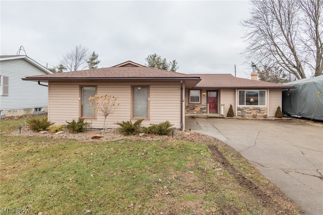 308 Jones Road Wellington, OH 44090 - Photo 1 of 49 Gallery Image 1