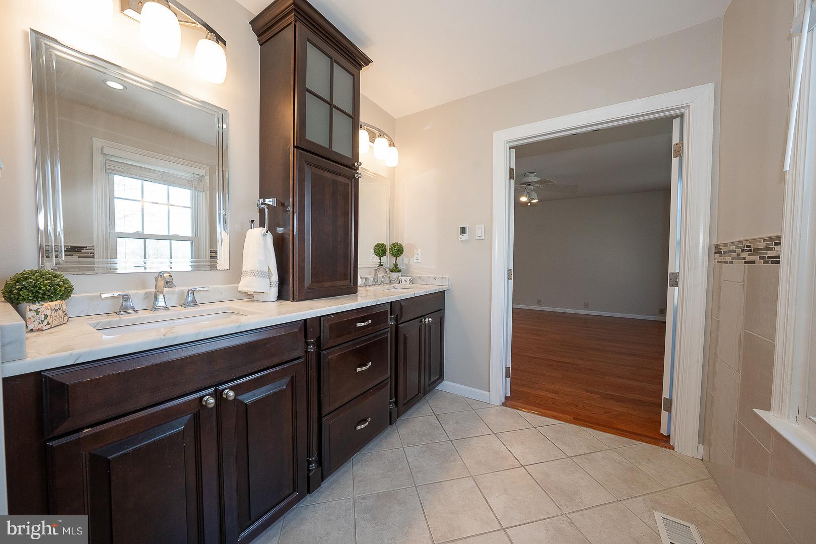 1099 Armstrong Court Chesterbrook, PA 19087 - Photo 27 of 49