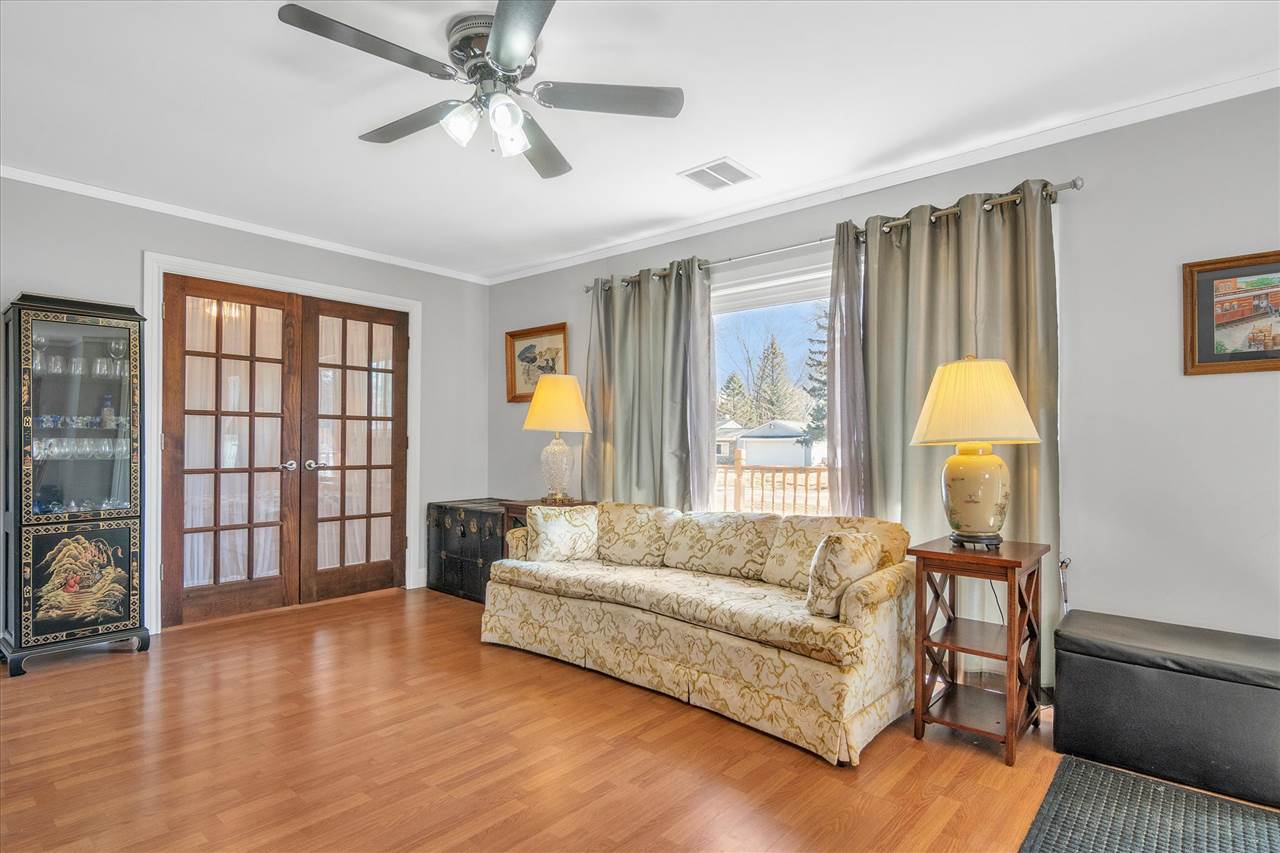 4339 Budd Road Waterford, MI 48329 - Photo 10 of 25 Gallery Image 10