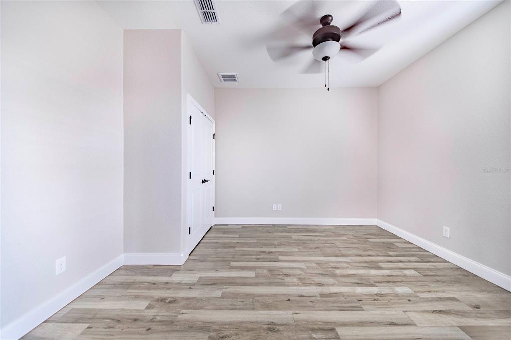 5017 Ridgefield Lane Lakeland, FL 33812 - Photo 14 of 37 Gallery Image 14