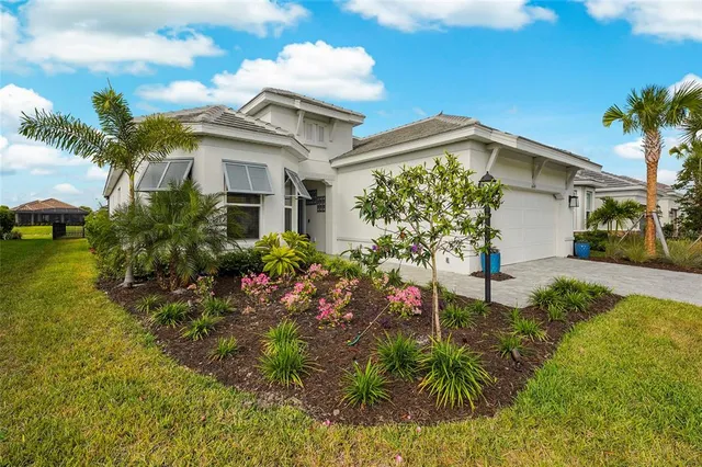 $875,000 | 6145 Grandview Hill Court, Bradenton, FL 34203