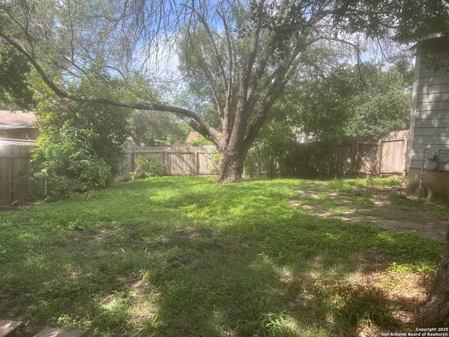 $1,800 | 4302 Mill Bend, San Antonio, TX 78217