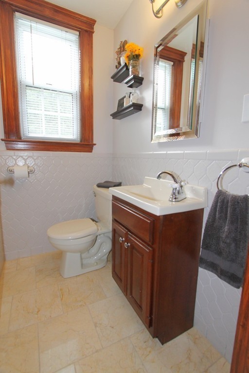 56 Glezen Street Worcester, MA 01604 - Photo 12 of 25 Gallery Image 12