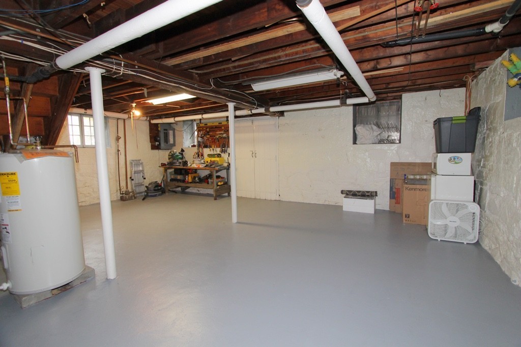 56 Glezen Street Worcester, MA 01604 - Photo 20 of 25 Gallery Image 20