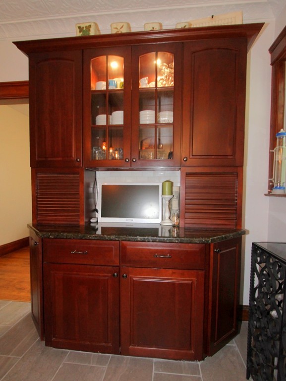 56 Glezen Street Worcester, MA 01604 - Photo 6 of 25 Gallery Image 6