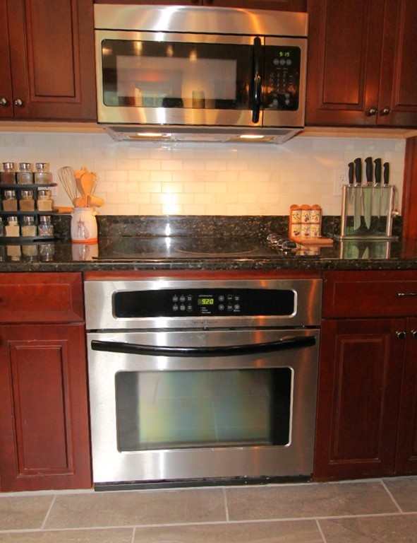 56 Glezen Street Worcester, MA 01604 - Photo 7 of 25 Gallery Image 7
