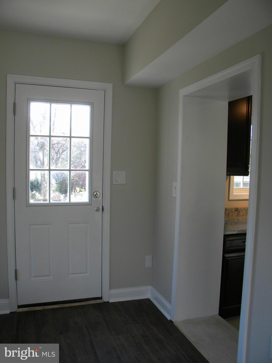 6215 Forest Road Cheverly, MD 20785 - Photo 8 of 28 Interior (General)