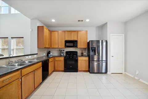 $269,500 | 7610 Retama Terrace Lane, Humble, TX 77338