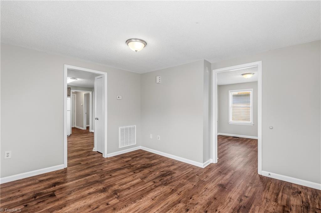 110 South Raleigh Street Greensboro, NC 27401 - Photo 8 of 23