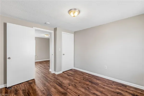 $1,300 | 110 South Raleigh Street, Greensboro, NC 27401