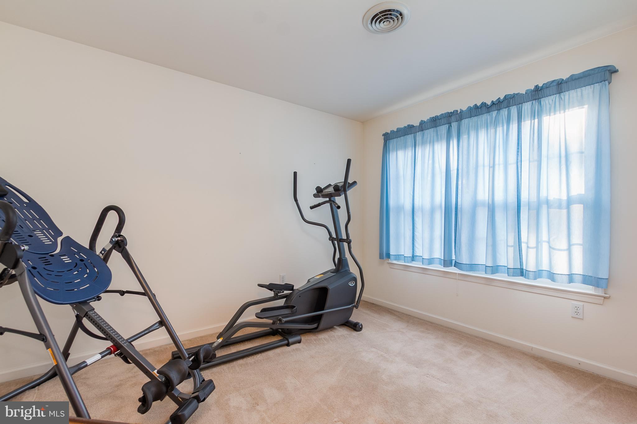 186 Magothy Beach Road Pasadena, MD 21122 - Photo 21 of 30 Bedroom